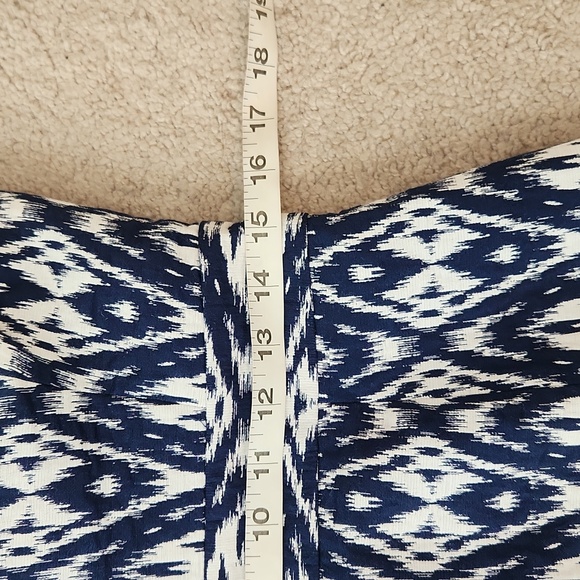 Banana Republic Ikat navy and white strapless dress NWOT - Picture 6 of 15